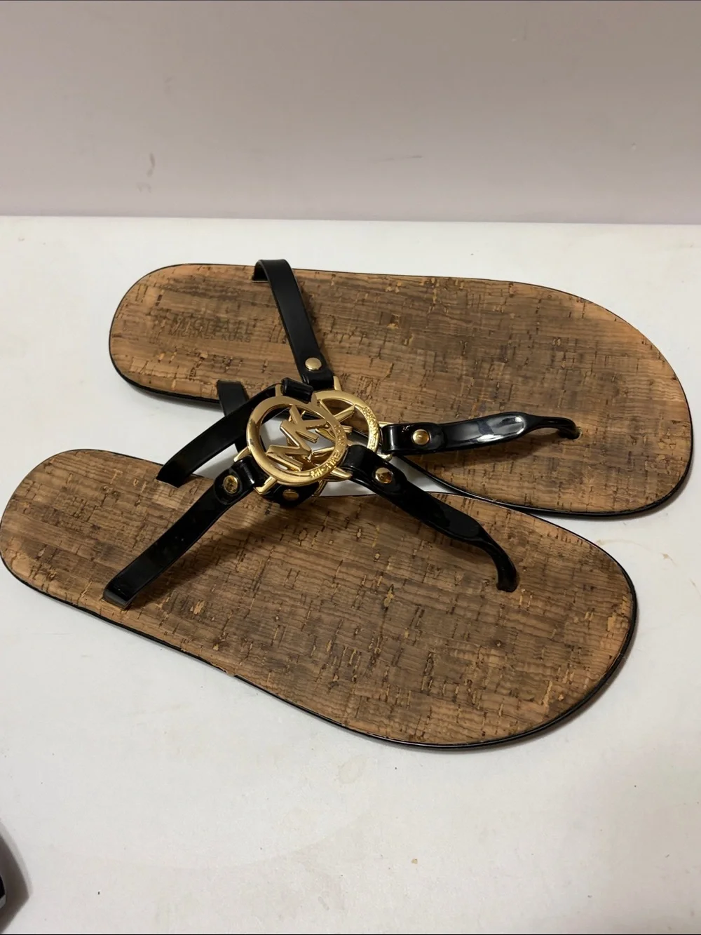 Michael Michael Kors Black and Gold Logo Thong Sandals Sz 10 Women